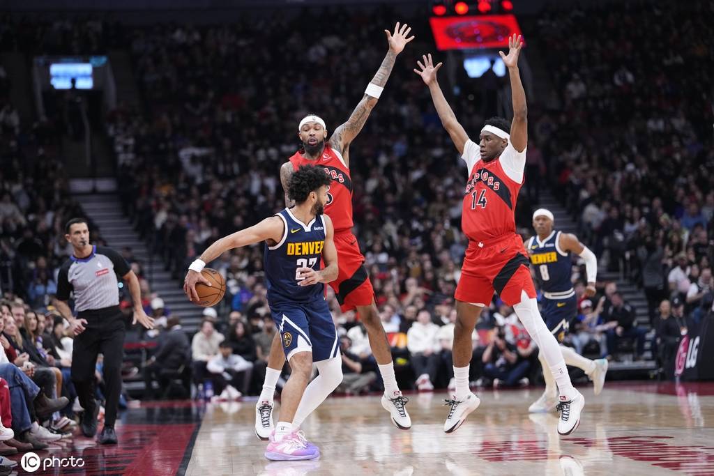 巴恩斯20+14+10沃特森24分 猛龙不敌掘金